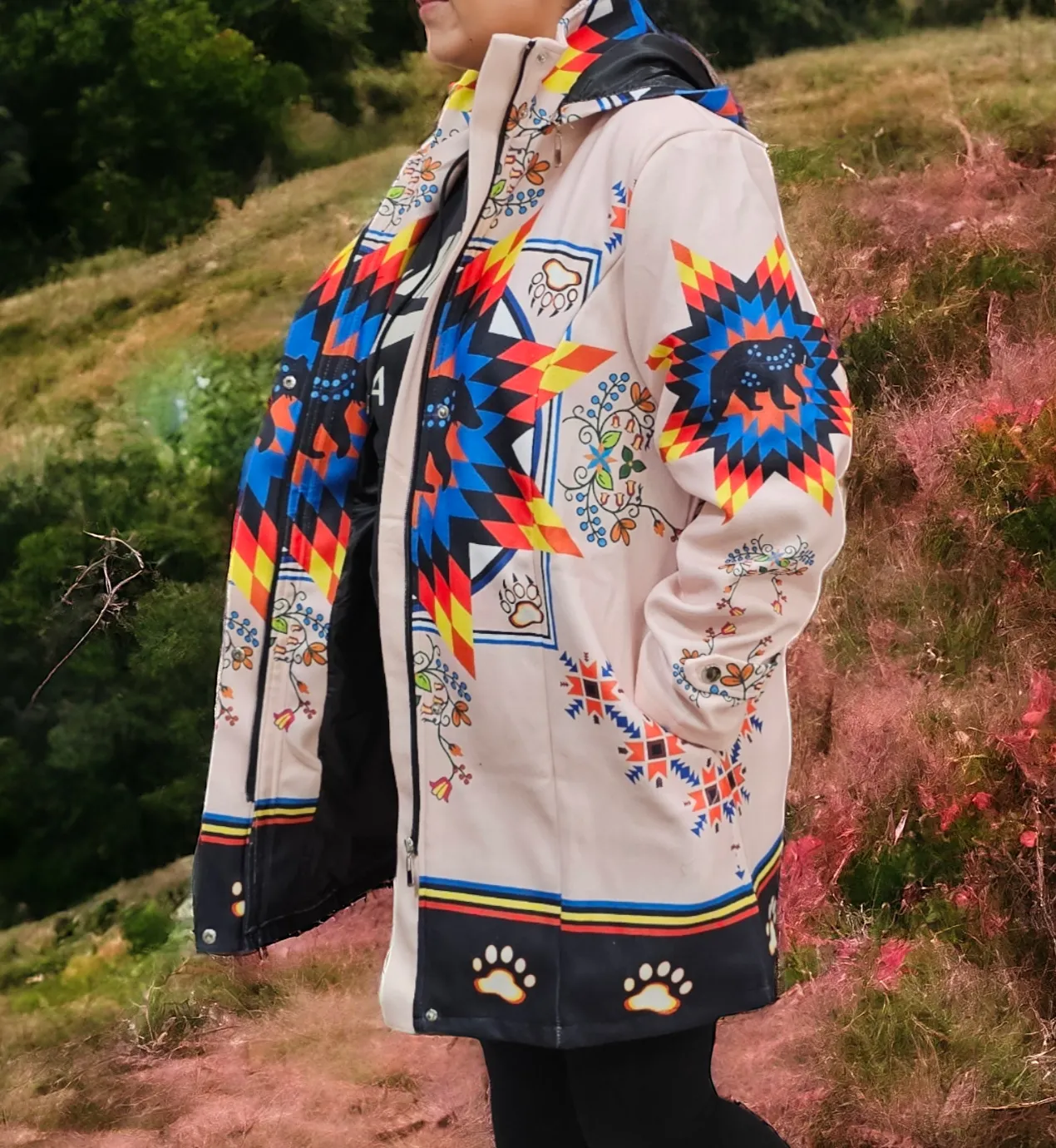 3/4-length Native coat (Bear white)