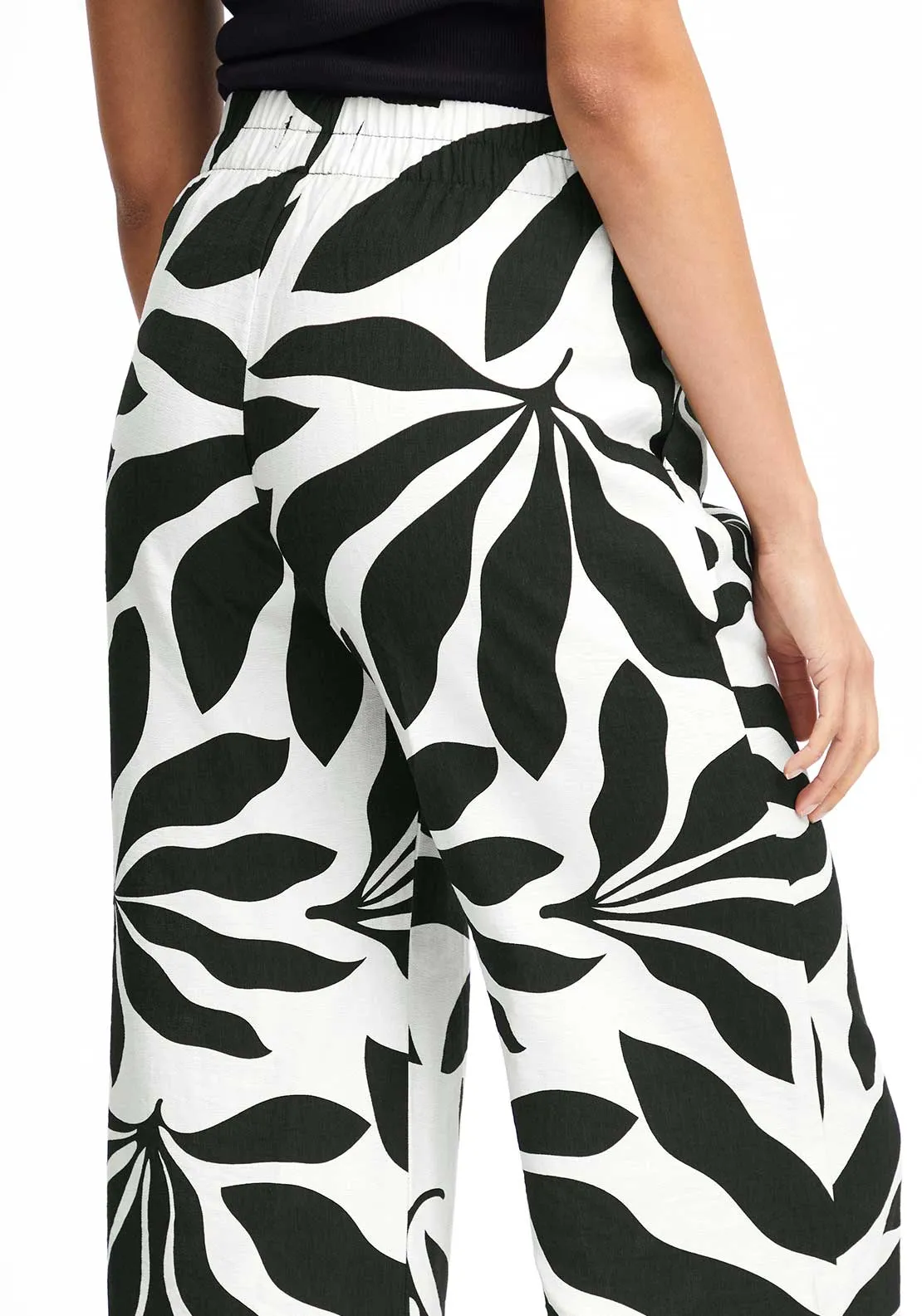 B.Young Janina Satin Palm Print Culottes, Black & White