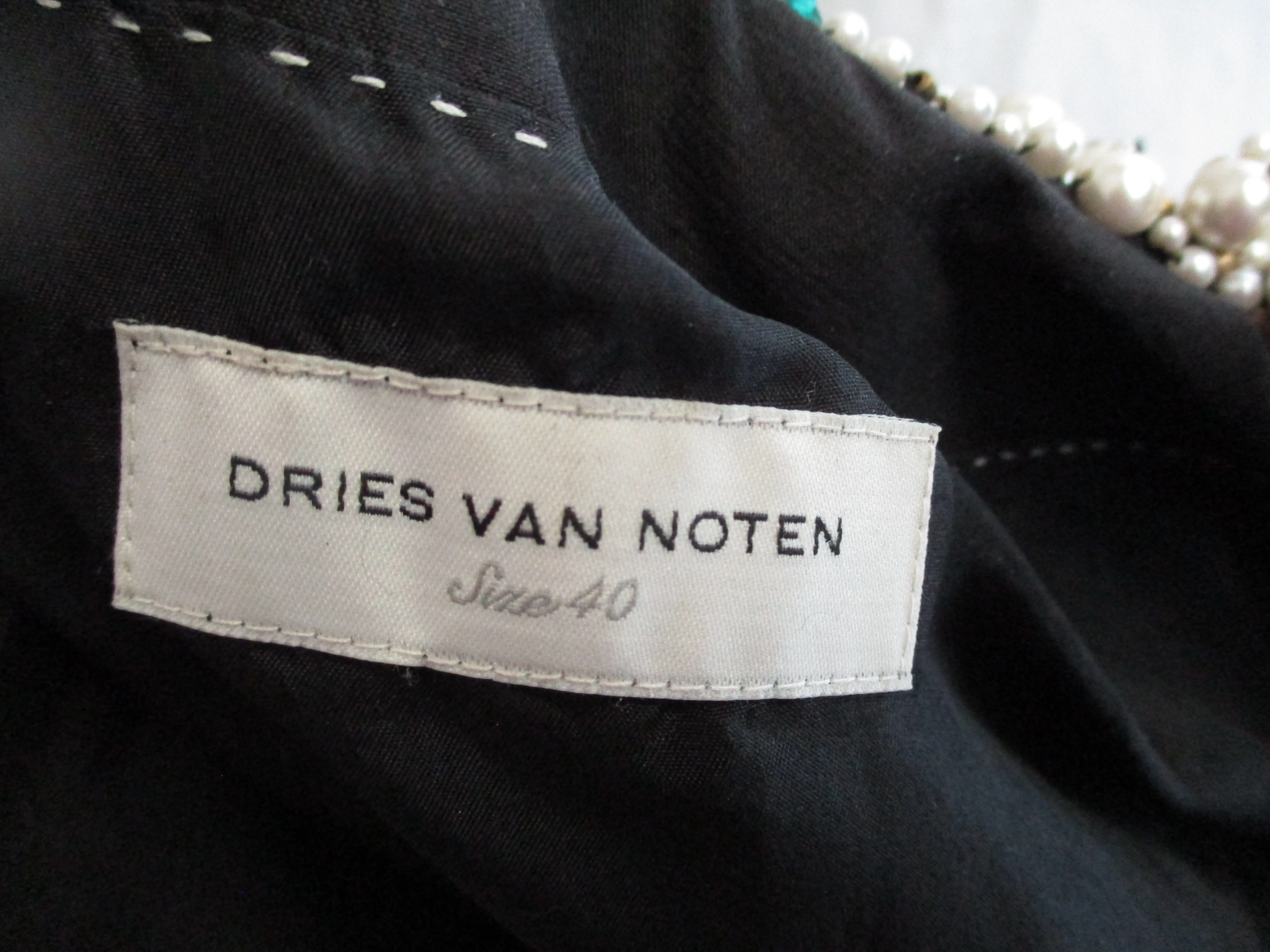 DRIES VAN NOTEN 100% Silk pearl jewel encrusted blazer jacket coat 40 BLACK