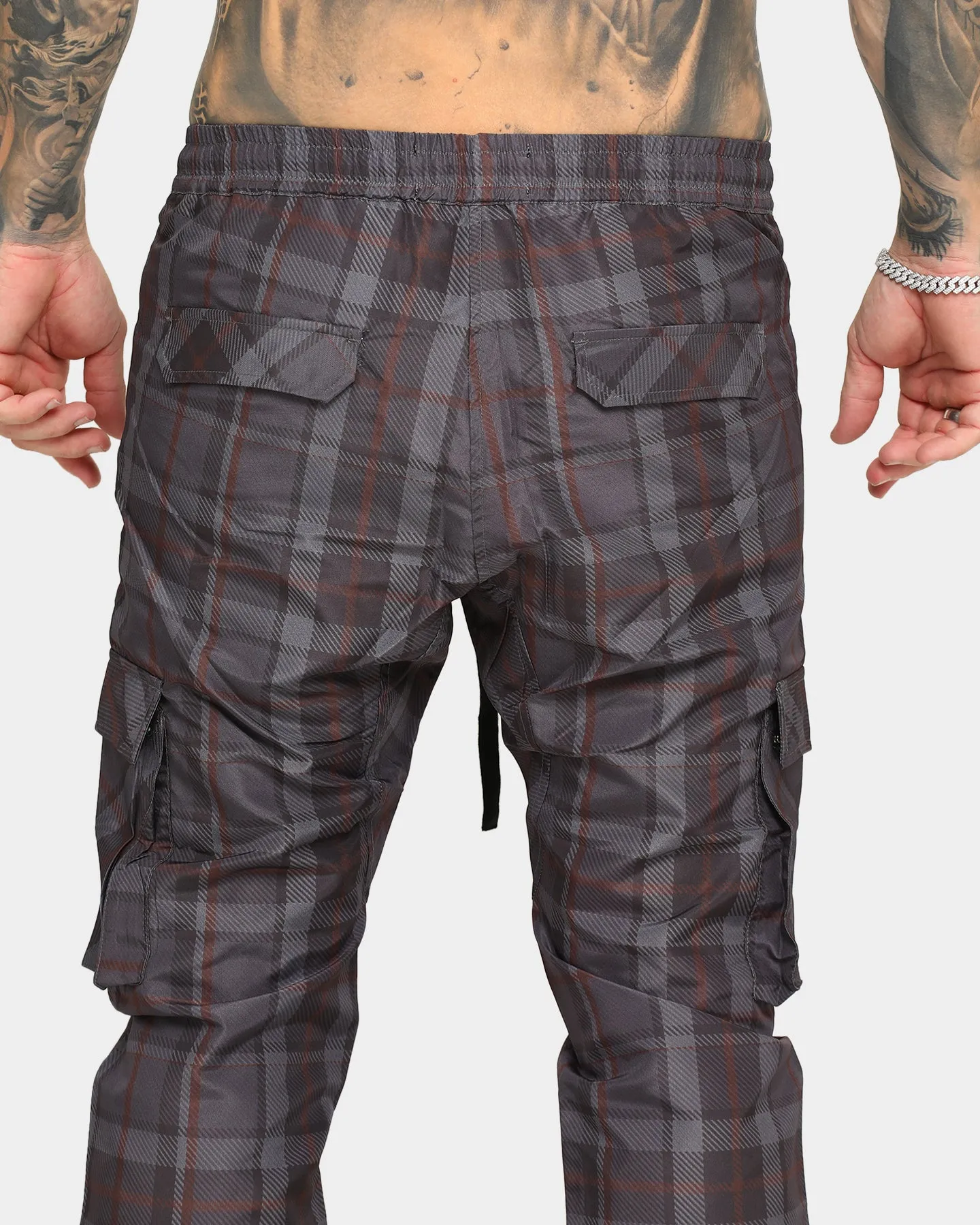 EN ES Plaid Jogger Grey