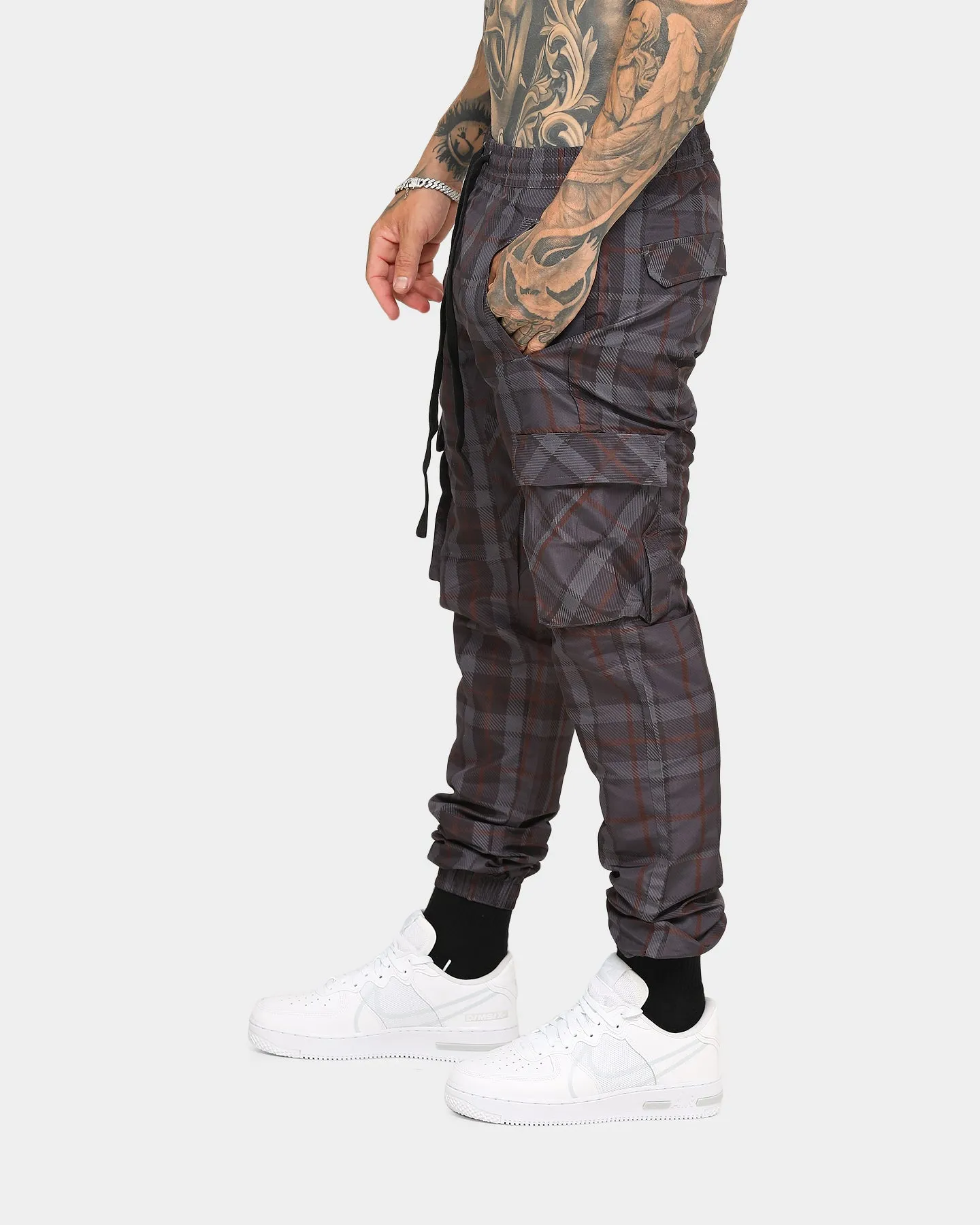 EN ES Plaid Jogger Grey