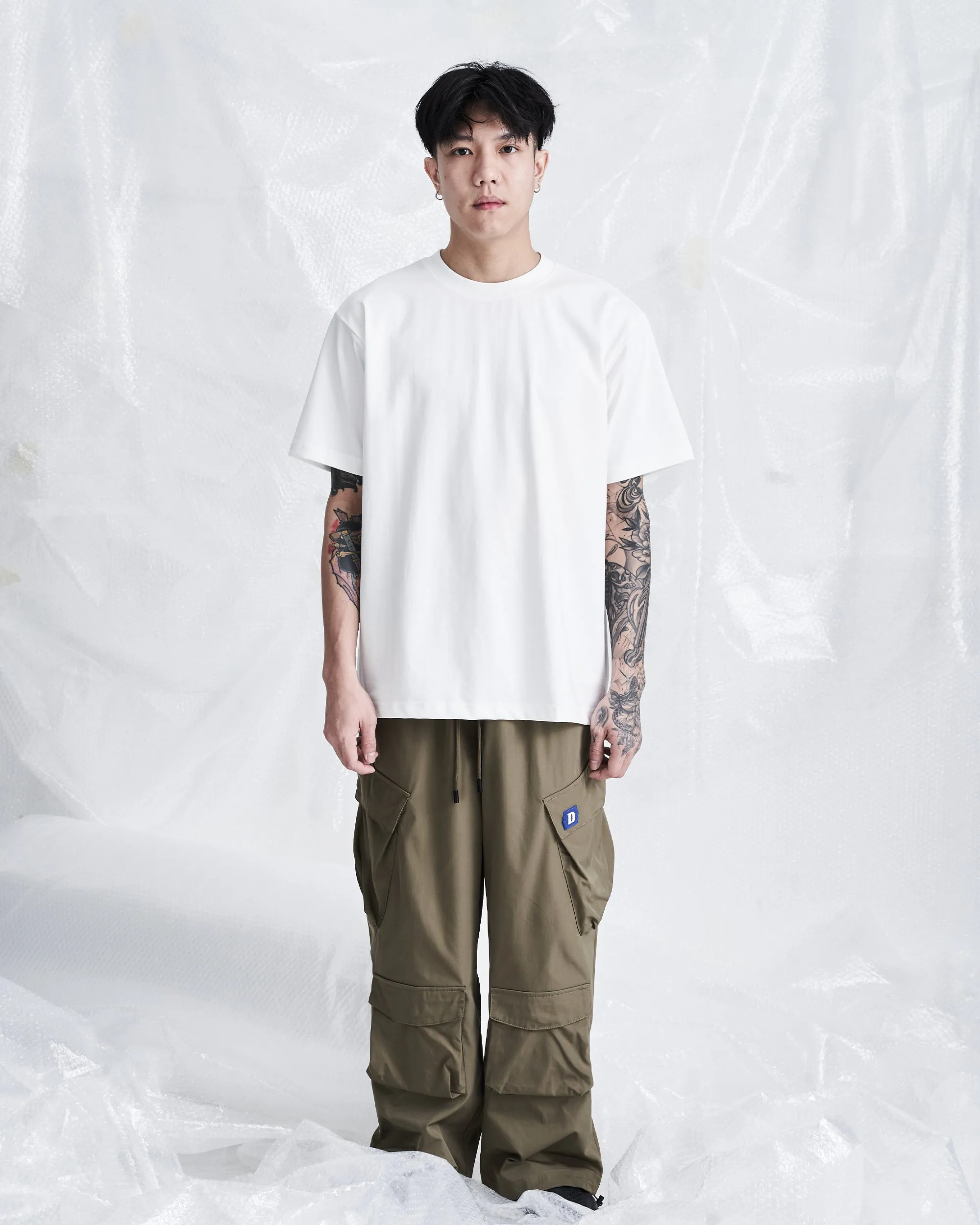 ESSENTIAL CARGO PANTS (ARMY GREEN)