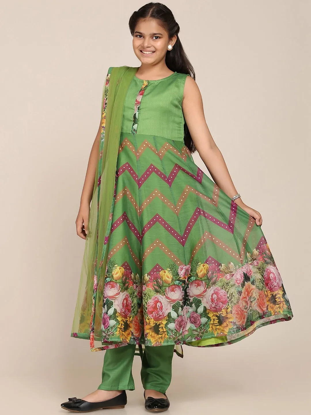 Girls Green Floral Printed Empire Kurta With Trousers & With Dupatta