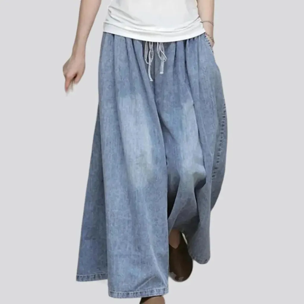 High-waist light-wash women's denim pants