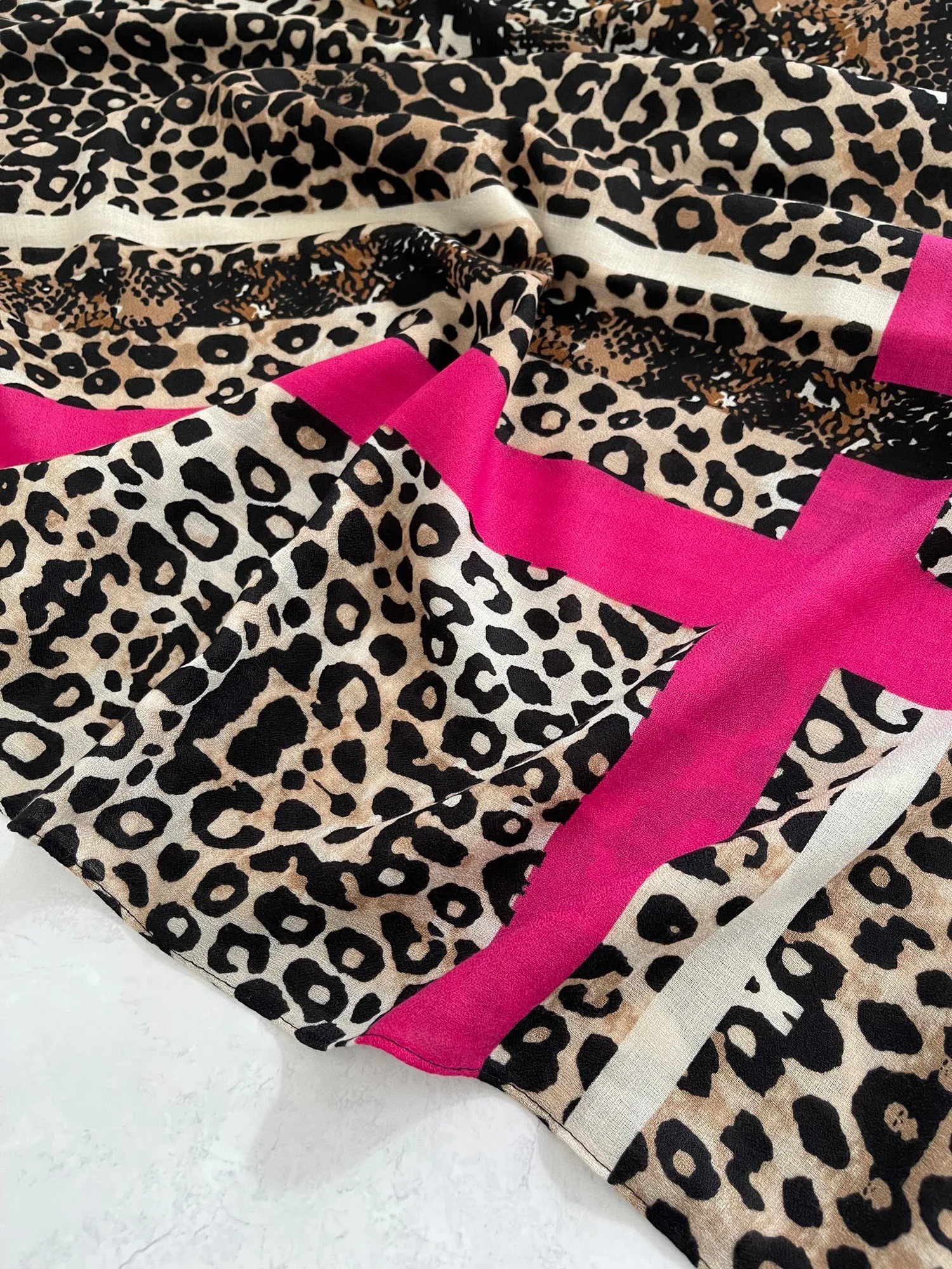 LARGE FUCHSIA PINK SNAKESKIN AND LEOPARD PRINT SCARF