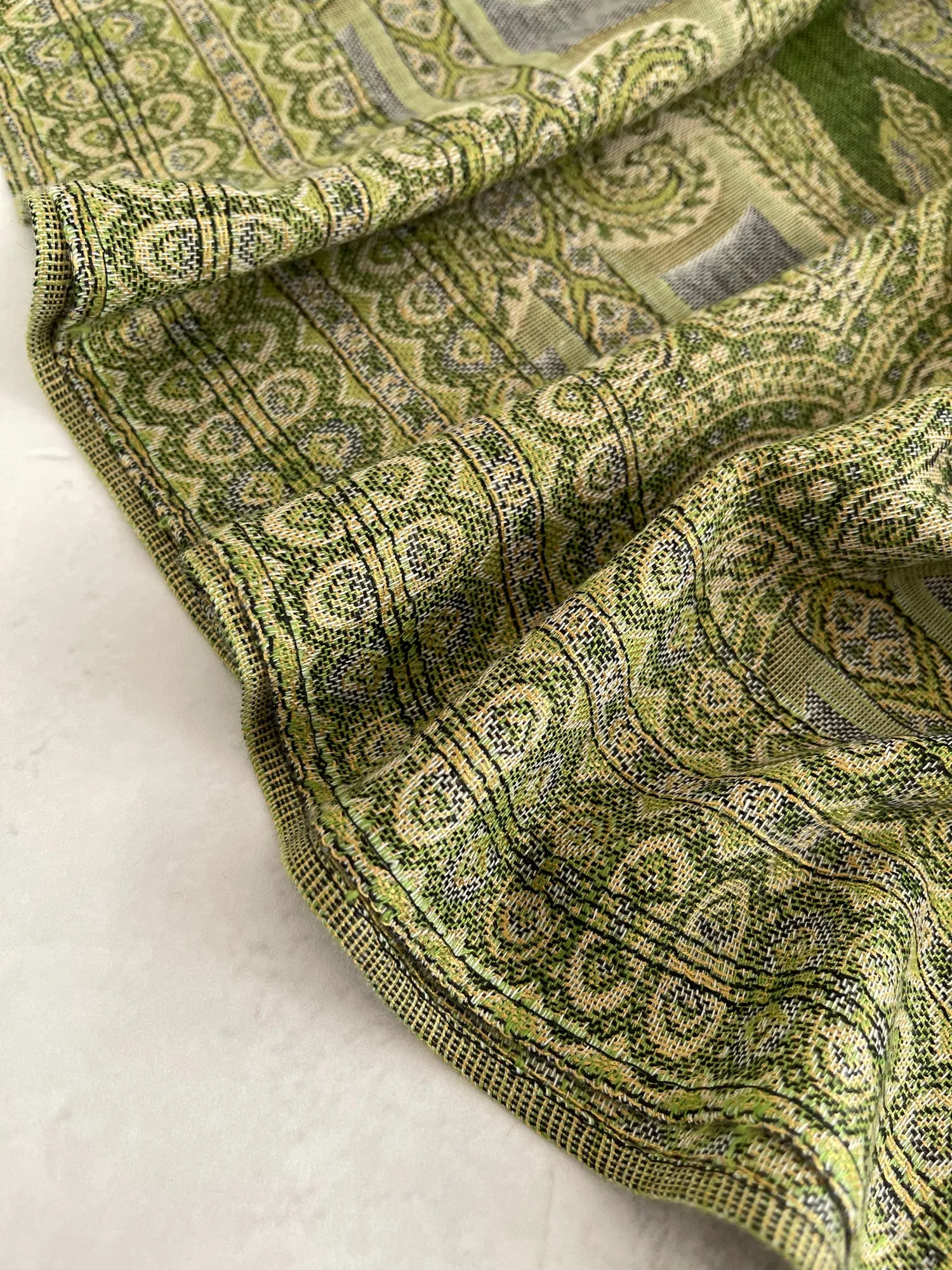 LARGE GREEN REVERSIBLE GEOMETRIC PAISLEY PRINT PASHMINA SHAWL SCARF WRAP