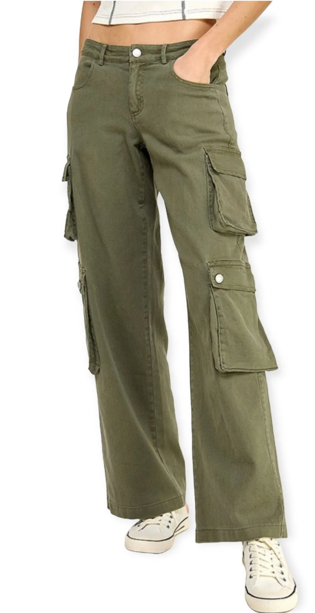 Low Rise Wide Cargo Pants