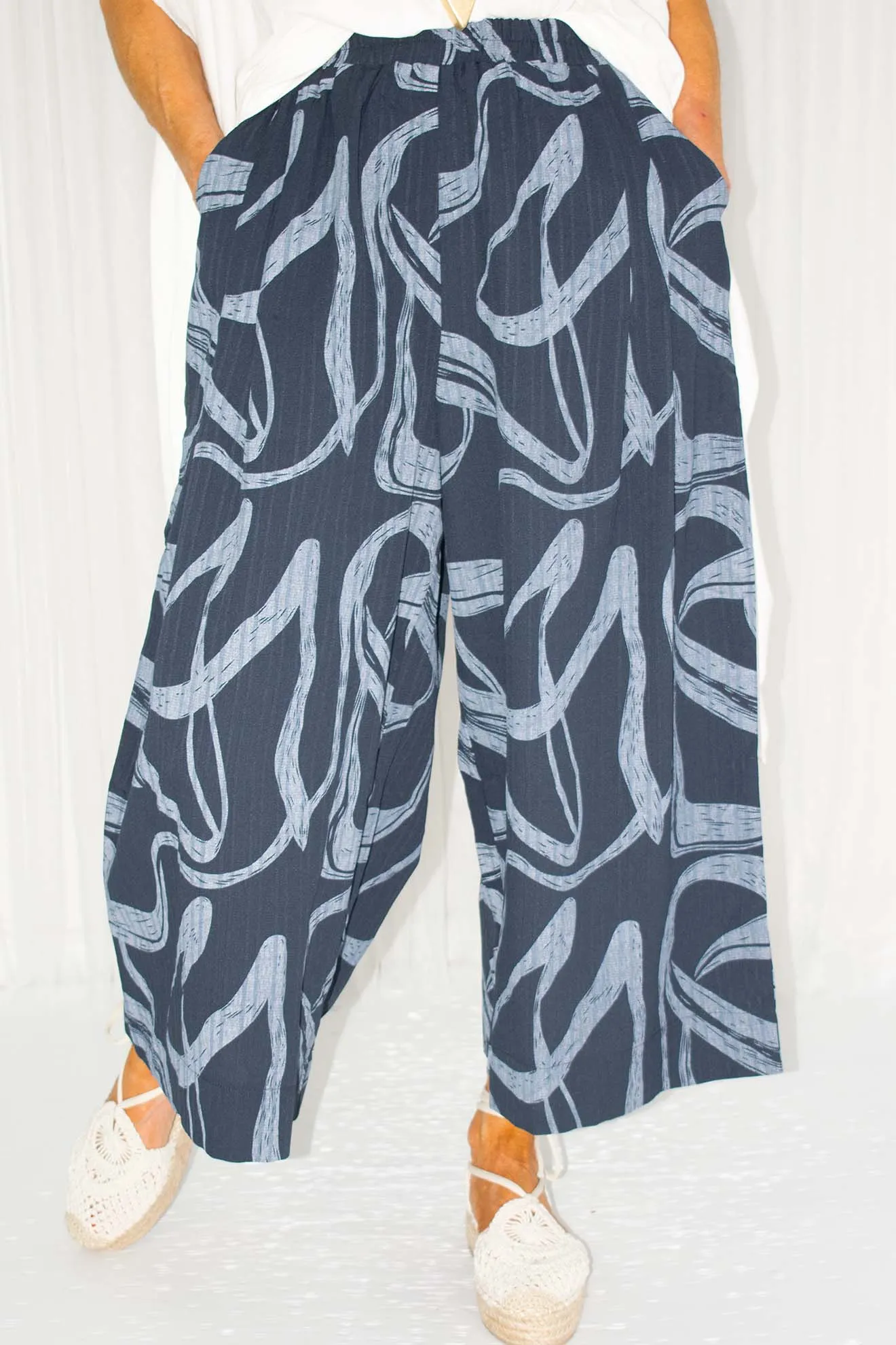 Scandi Swirl Print Culottes in Navy