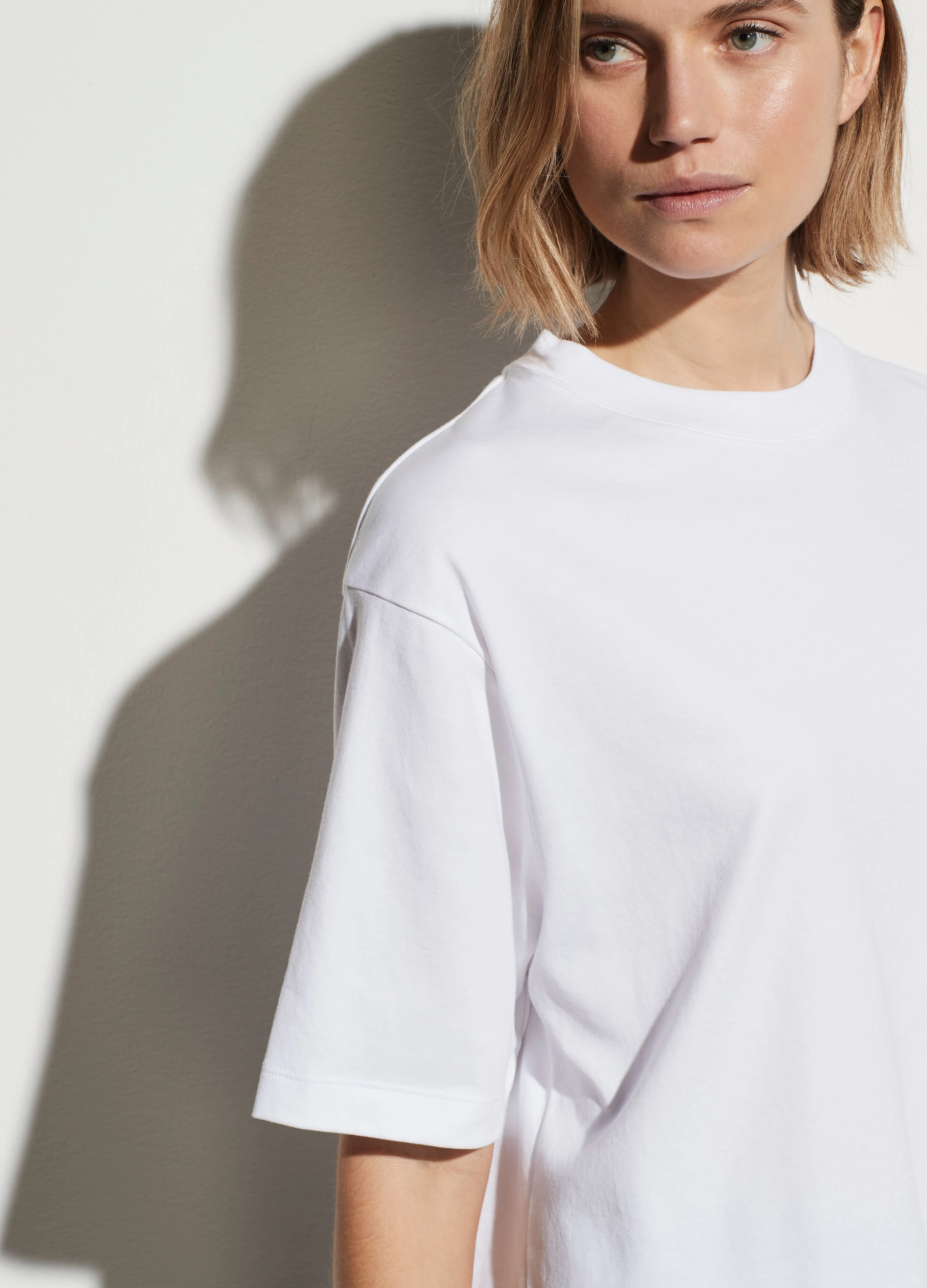 Vince - Wide Sleeve Crop Tee in Optic White