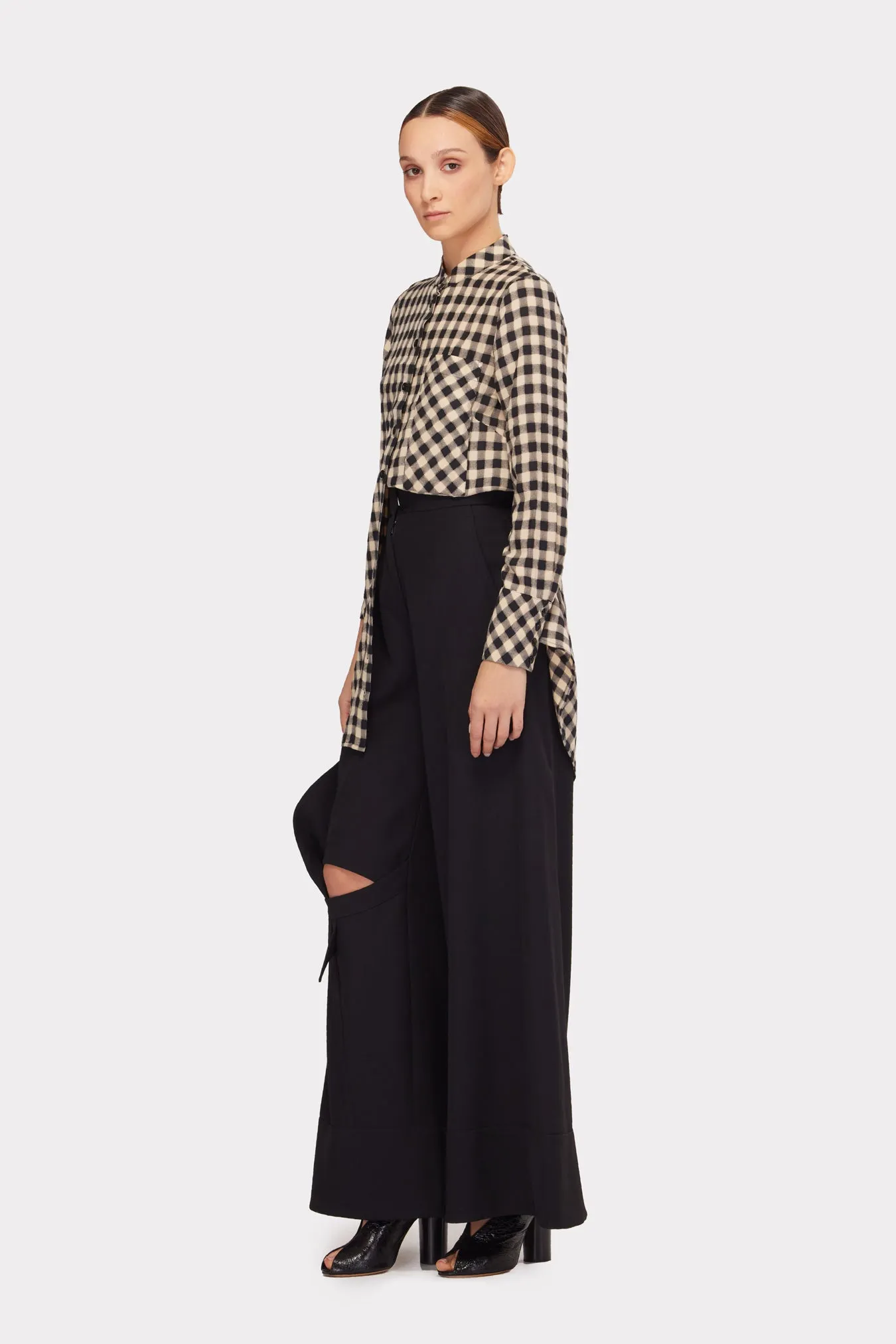 Wide Flared Trousers With Calla Flower Black