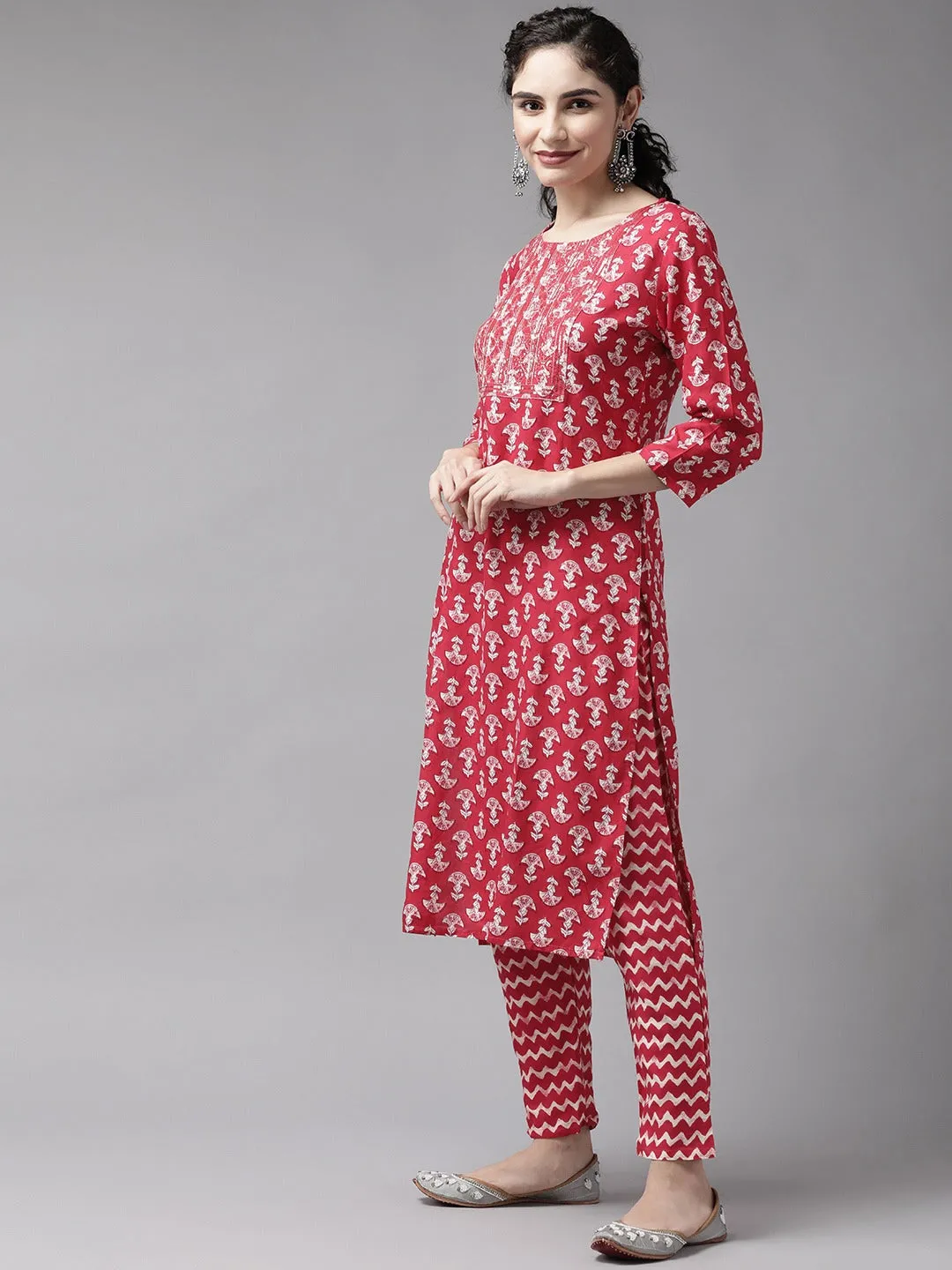 Women Pink Rayon Kurta Set With Dupatta