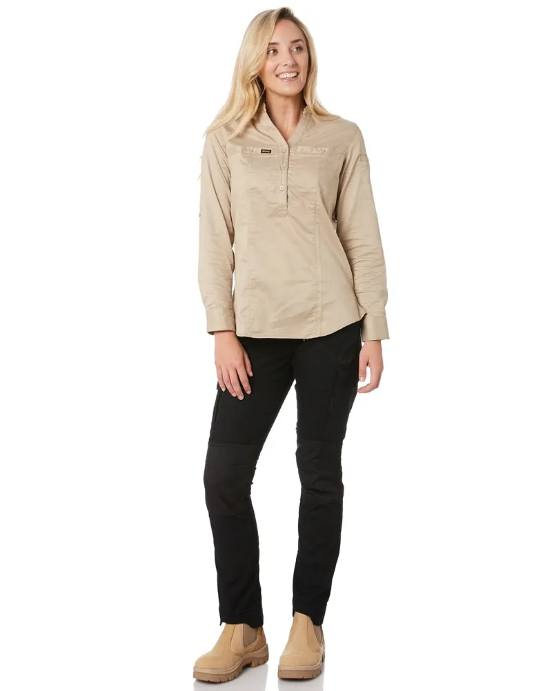 Womens Flex and Move Cargo Pants - Black